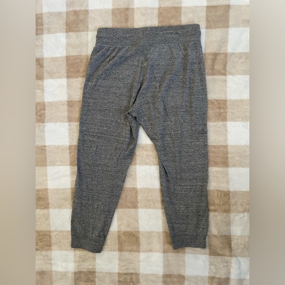 Nike Cropped Grey Charcoal Sweatpants Lounge Pants - Picture 3 of 6
